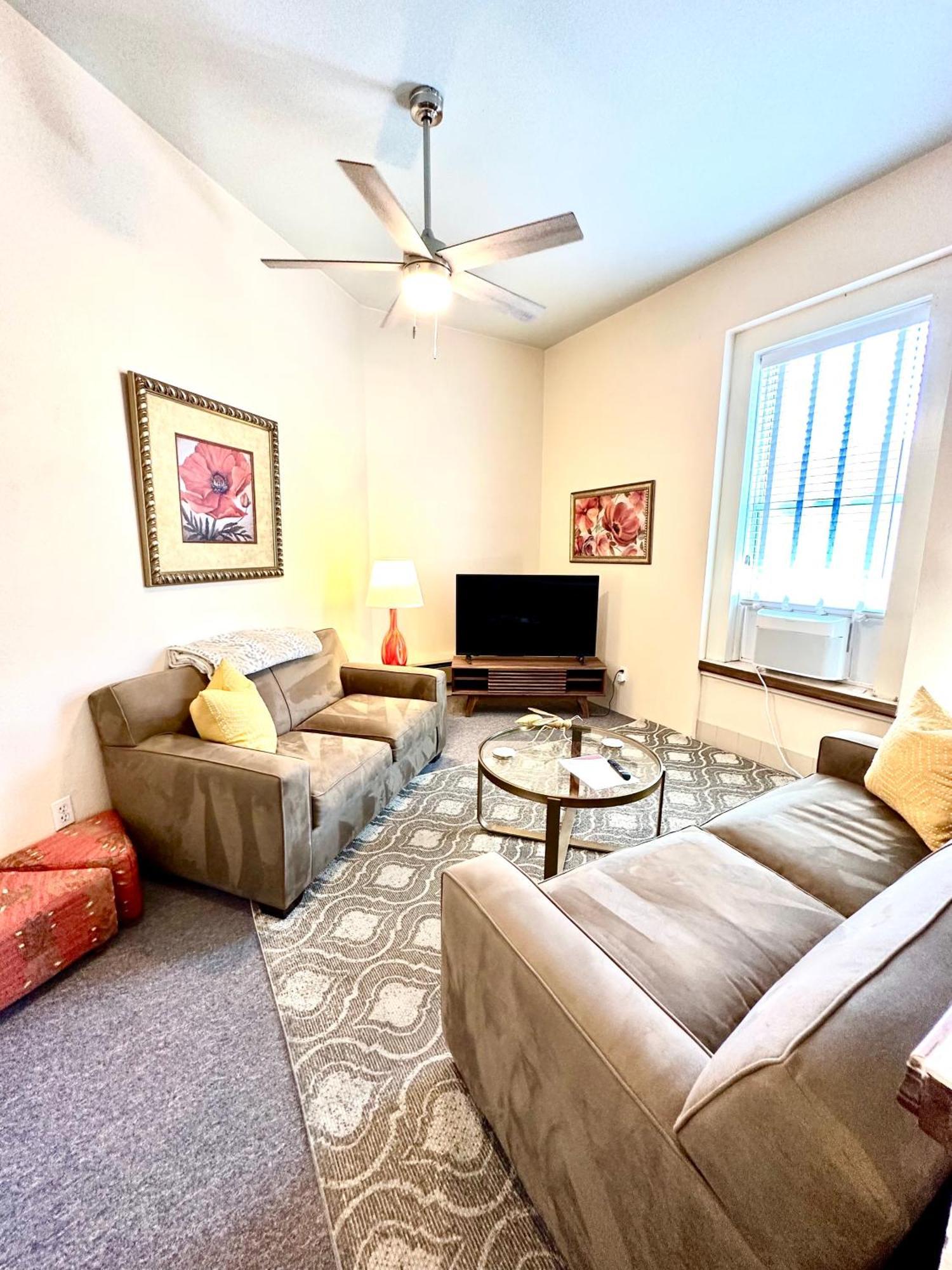 Bisbee Brownstone Suites Kültér fotó
