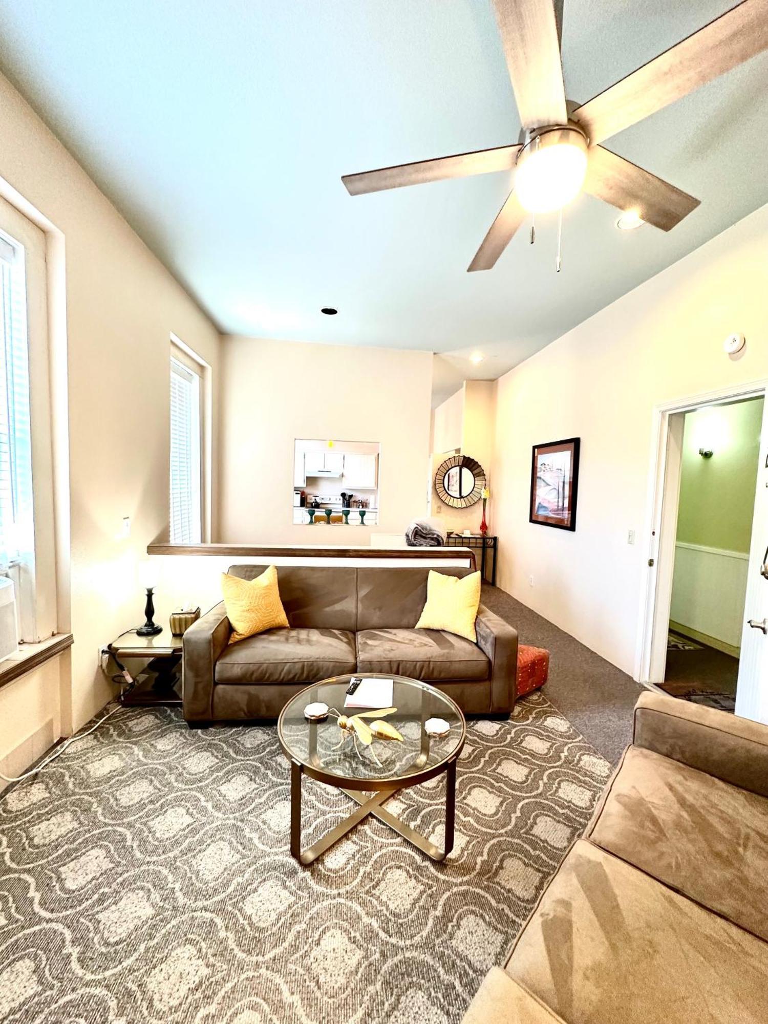 Bisbee Brownstone Suites Kültér fotó