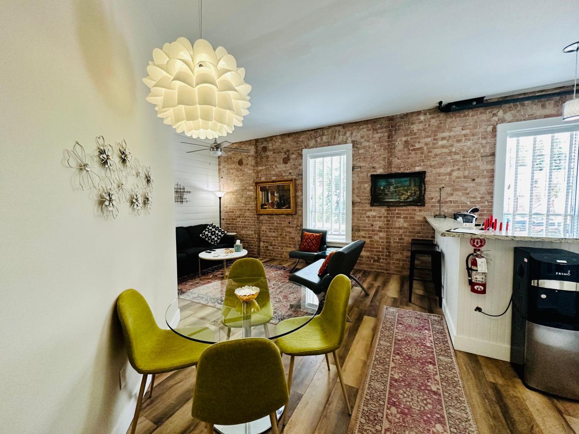 Bisbee Brownstone Suites Kültér fotó