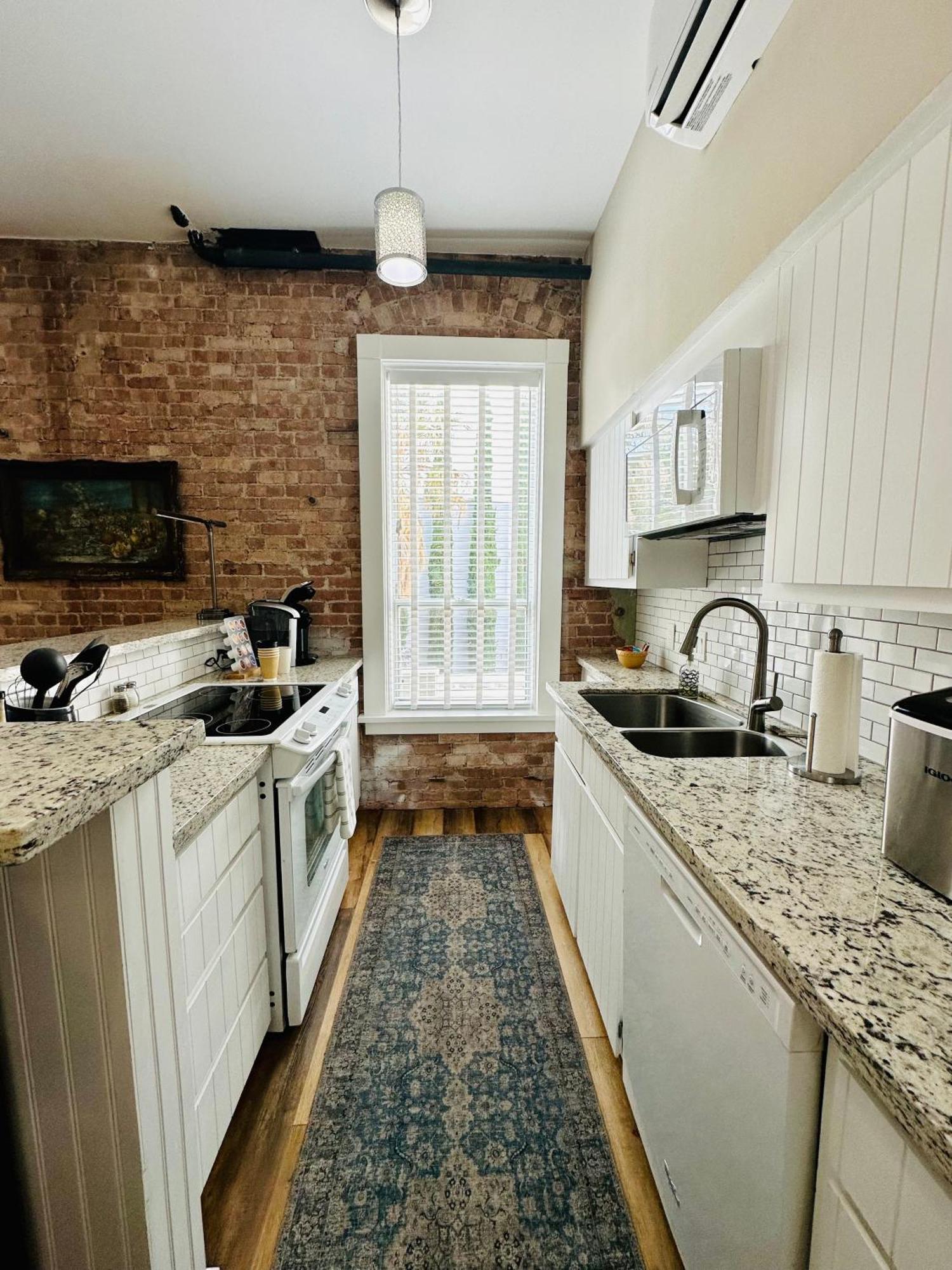 Bisbee Brownstone Suites Kültér fotó