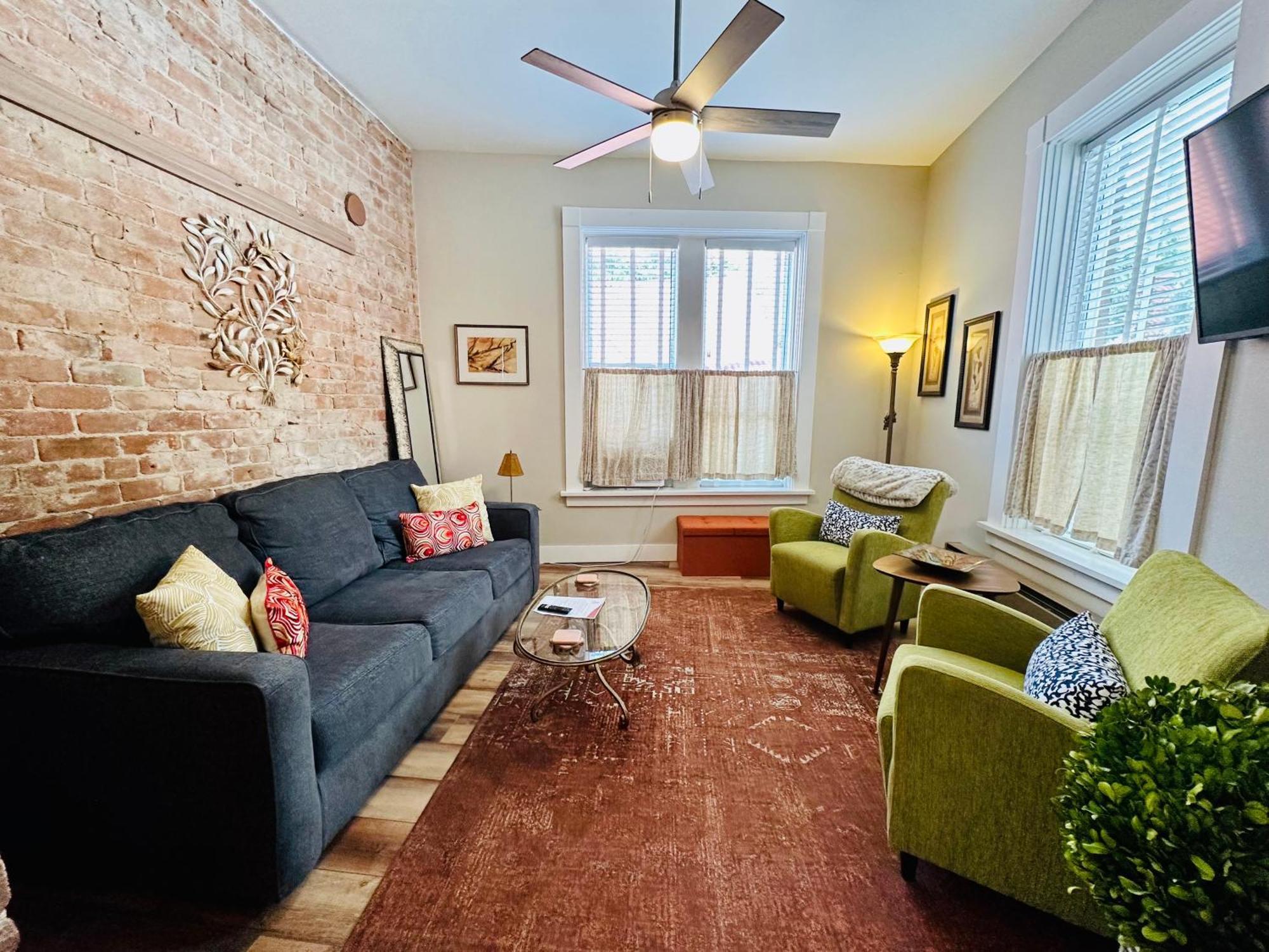 Bisbee Brownstone Suites Kültér fotó