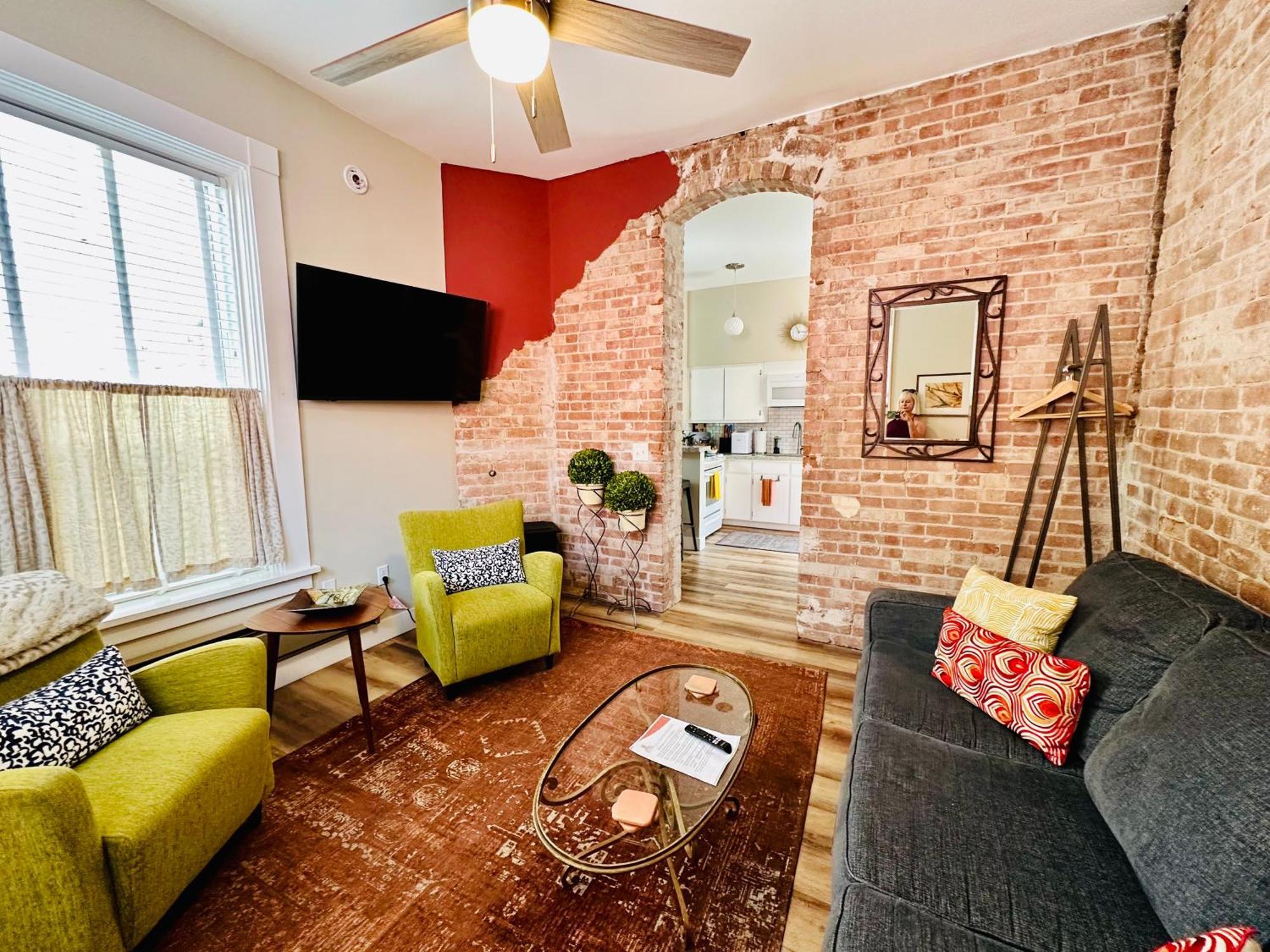 Bisbee Brownstone Suites Kültér fotó
