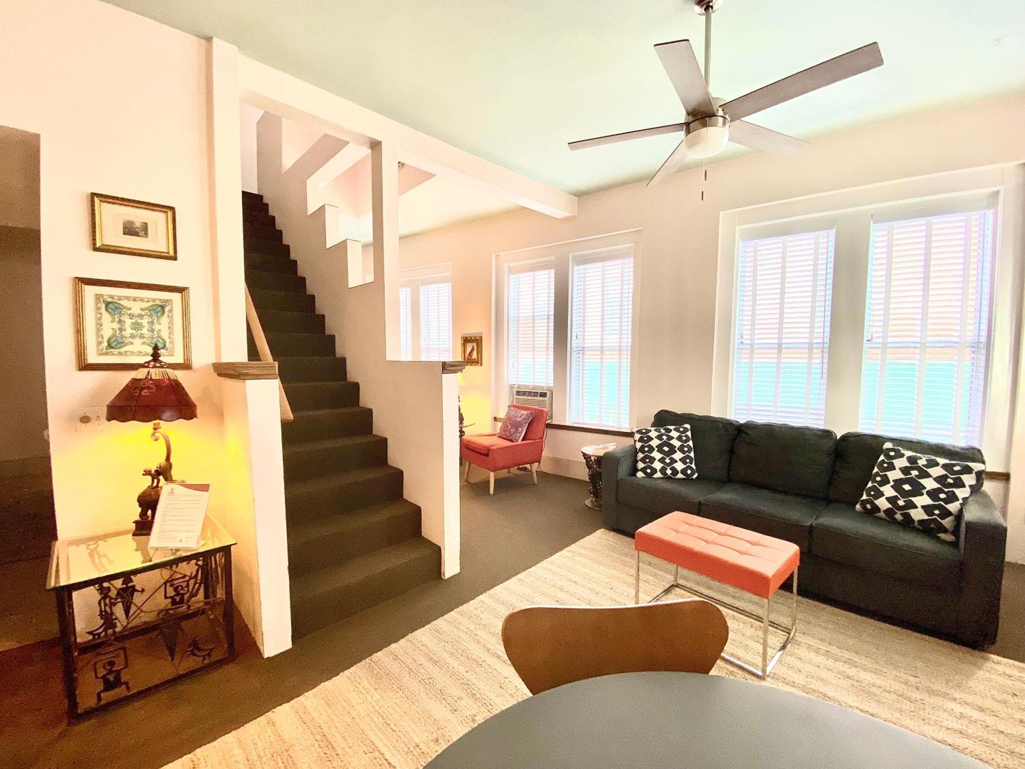 Bisbee Brownstone Suites Szoba fotó