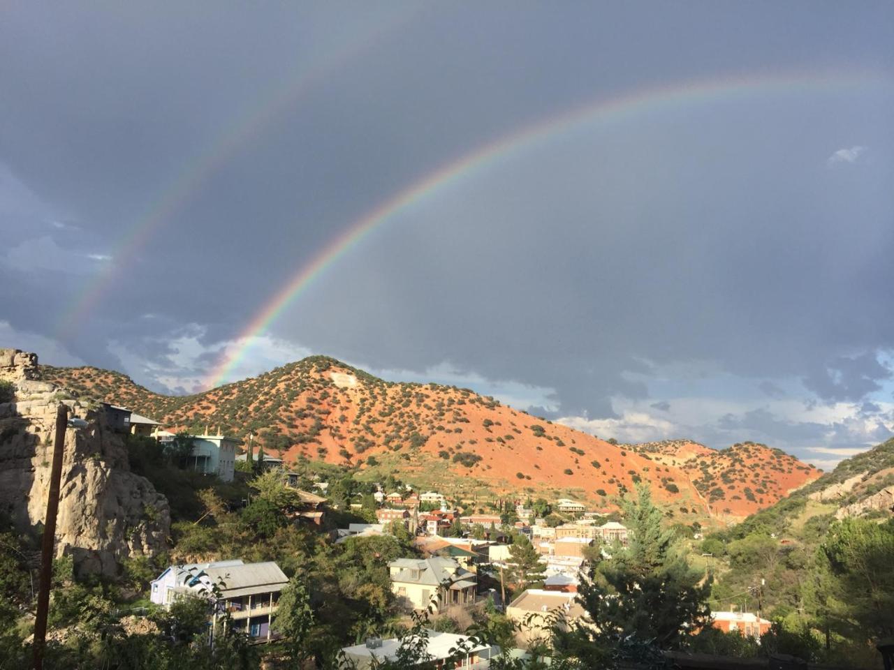 Bisbee Brownstone Suites Kültér fotó