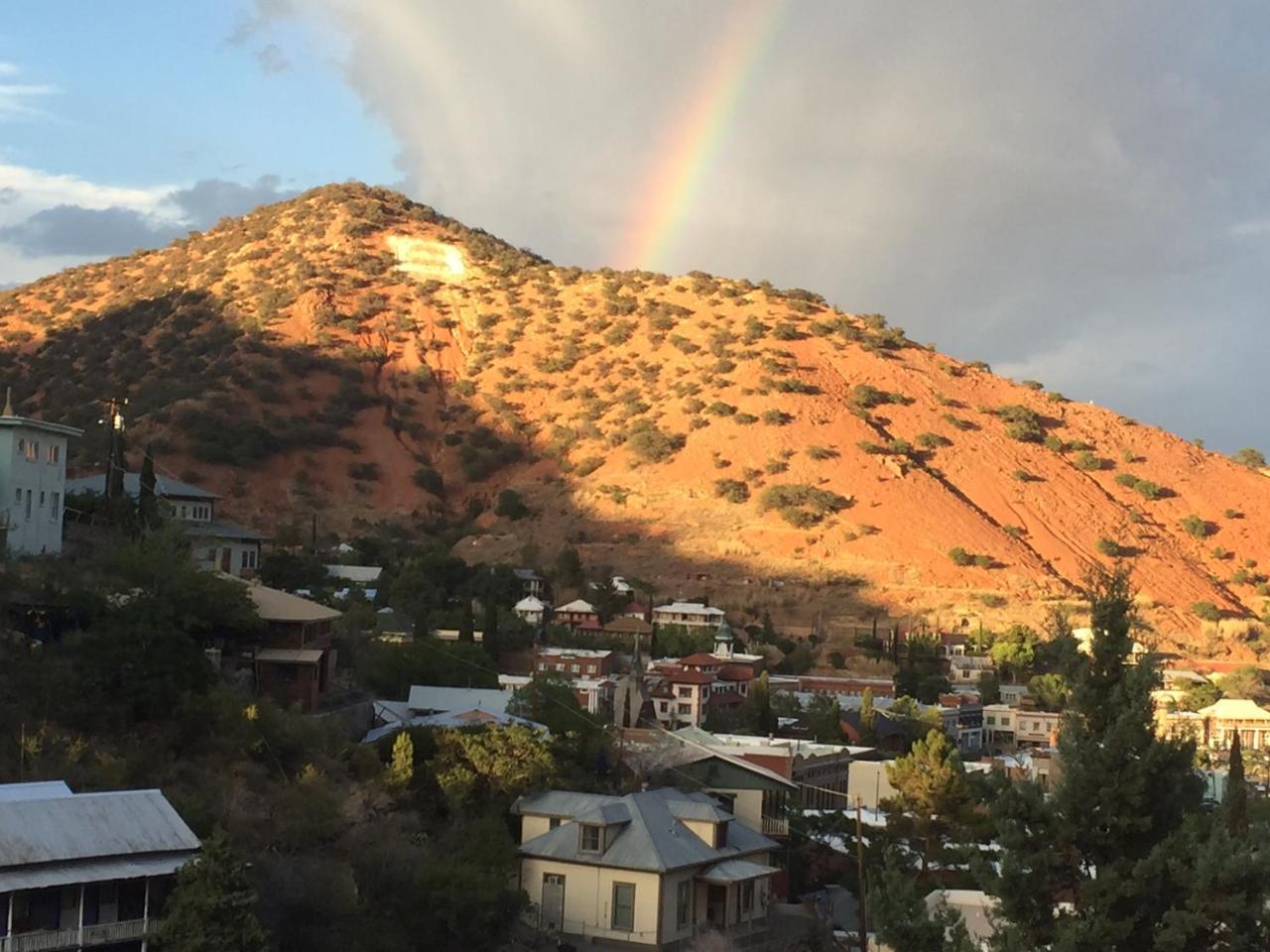 Bisbee Brownstone Suites Kültér fotó